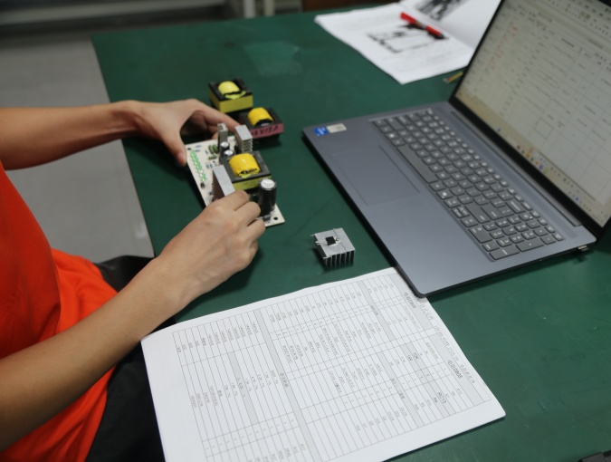 OEM battery charger electrical architecture review for charging logic, protection, input configuration and project matching.