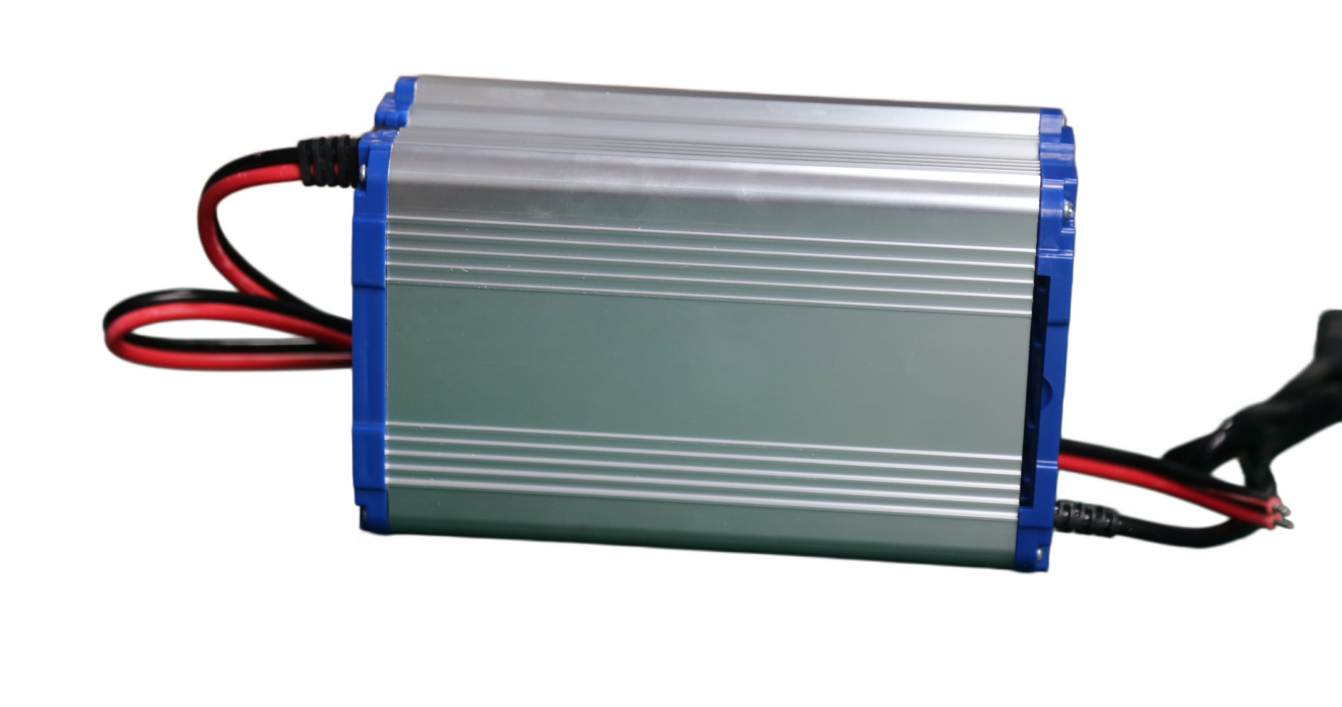 Linjia 72V10A high-current battery charger for selected 72V 70-100Ah lead-acid packs with protection functions.