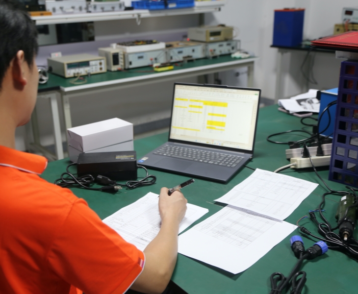 OEM battery charger quality traceability uses specification, batch and order records to support corrective review.