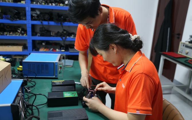 OEM charger housing development process integrating structure design, moulding, inspection, assembly, and quality coordination.